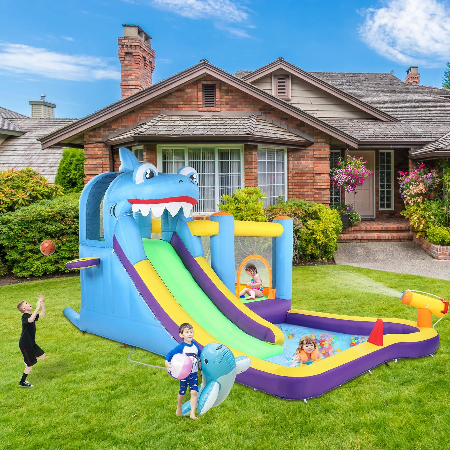 LEADZM Hüpfburg mit Gebläse, Aufblasbare Wasserpark mit Hai-Thema, mit Trampolin, Rutsche, Schwimmbecken, Wasserpistole, Geeignet für 3 Kinder im Alter von 3 bis 10 Jahren, 380x260x240 cm