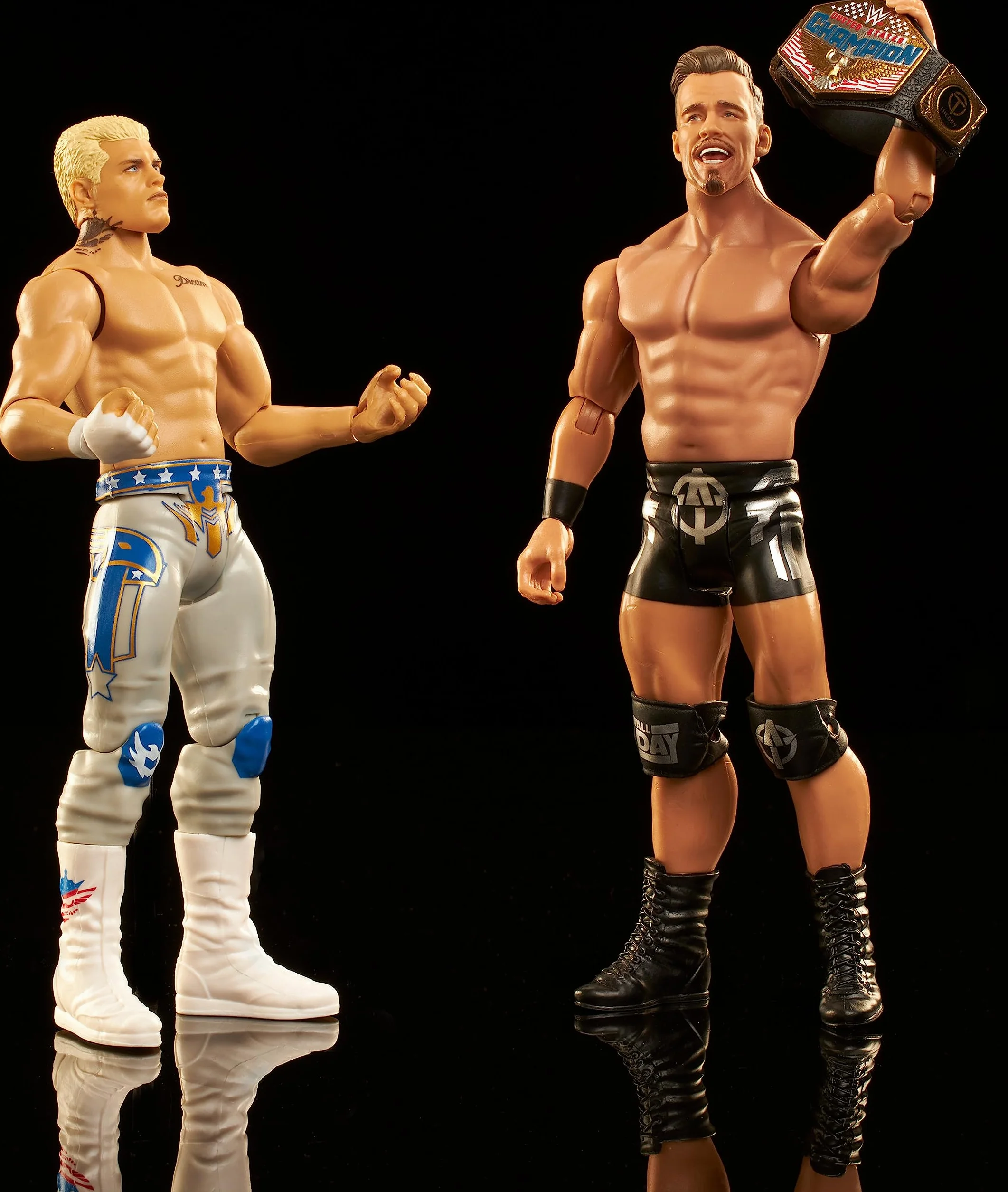 Mattel WWE Moontex Ford vs Angelo Dawkins Championship Showdown Actionfigur, 2er-Pack mit The Street Profits Championship, 15,2 cm