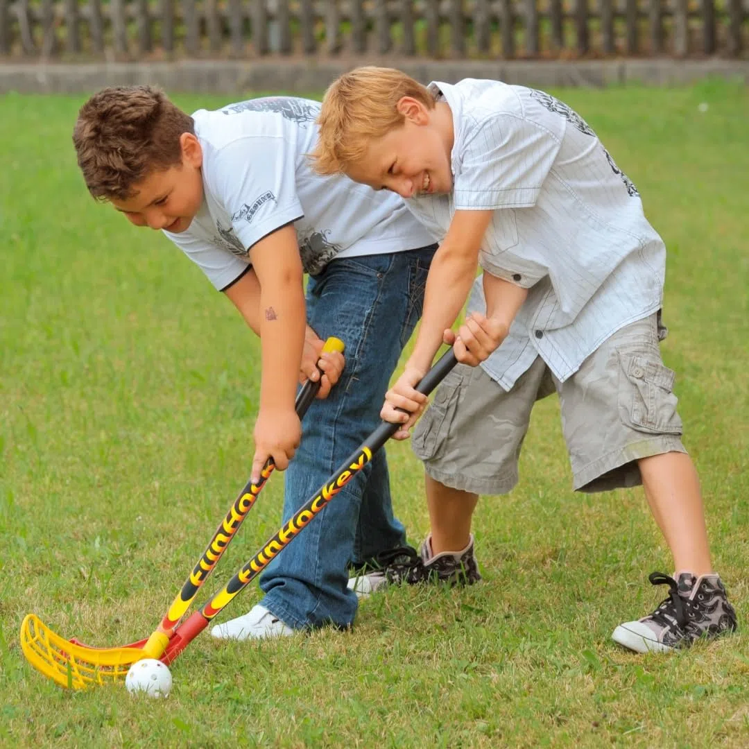 Bandito FunHockey Schlägersets mit Bälle, Floorball Stick, Streethockey Outdoor/Indoor, Team-Set mit 12 Schläger + 12 Bälle und 2 Schläger 2 Bälle, sowie 4 Schläger + 4 Bälle inkl. Tragetasche