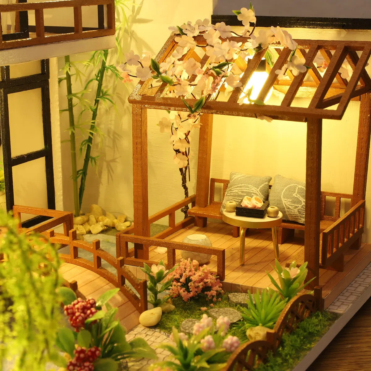 Cuteefun DIY Miniatur Puppenhaus Kit zum BAU Miniatur Haus mit Musik Möbeln und Werkzeugen Selber Bauen Kreative Bastelgeschenkidee (Orientalische Villa)